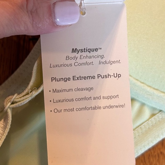 NWT Ambrielle Mystique Plunge Extreme Push Up Bra Women’s SZ 36DD in Celery - Picture 8 of 8